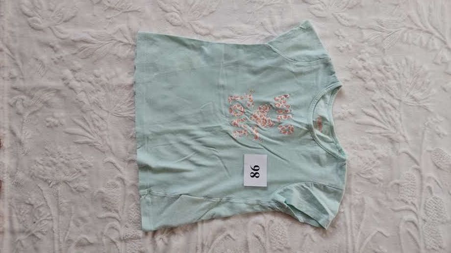 T-shirt rozm. 98/104 firmy Lupilu