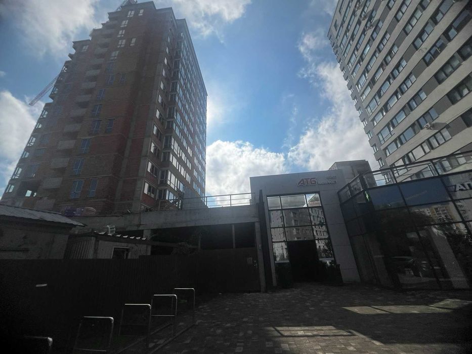 Продаж 2 кім квартири , вулиця Очеретяна