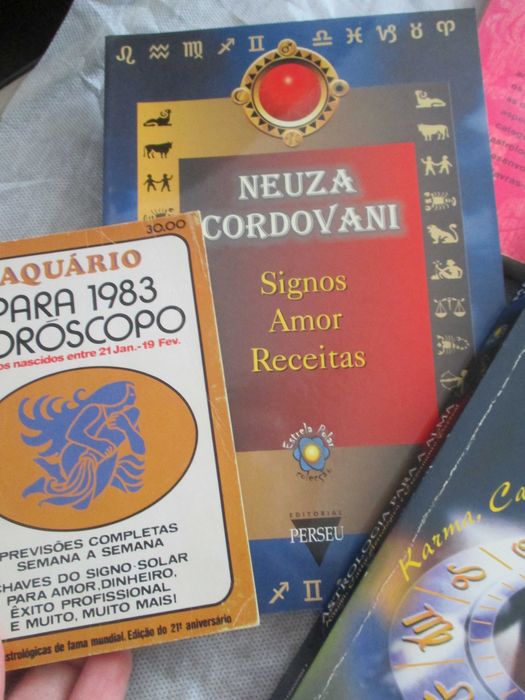 LOTE DE LIVROS DE ASTROLOGIA (Entrega em mão em Lisboa)
