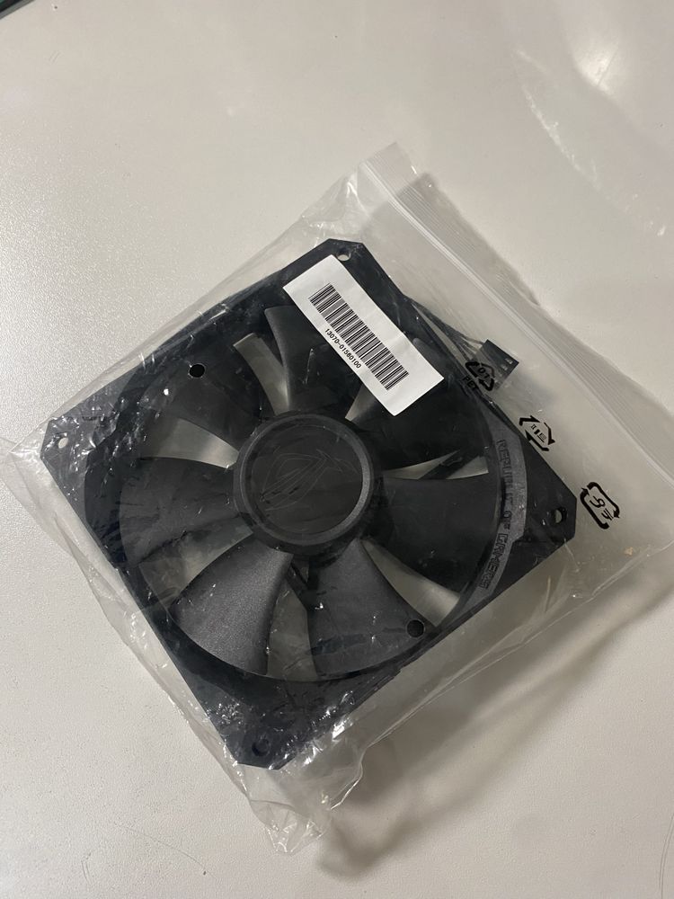 Вентилятор ROG Ryuo fan model 12 (Новий)