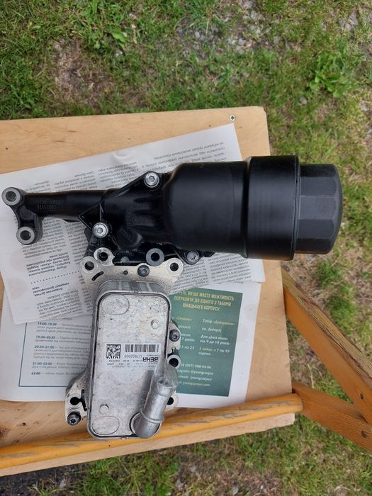 корпус масляного фильтра и теплообменник Мерседес Вито w447