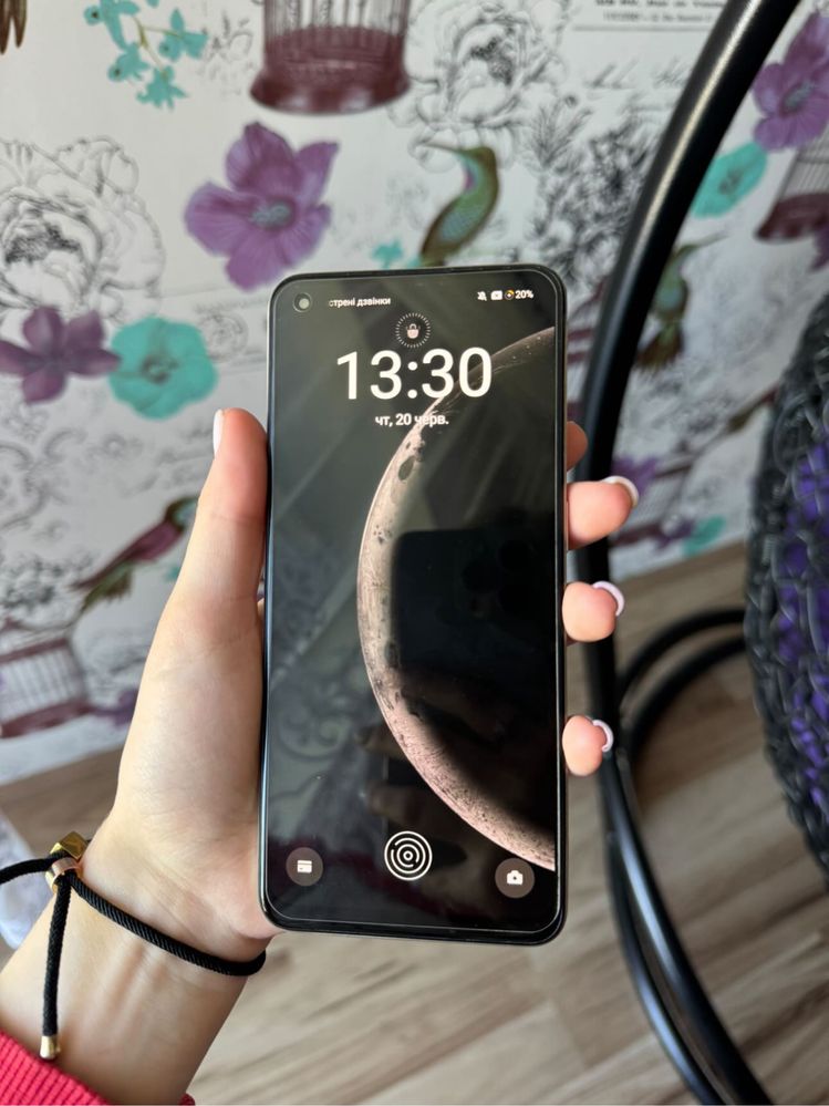 Realmi 9 4/128 жовтого кольору