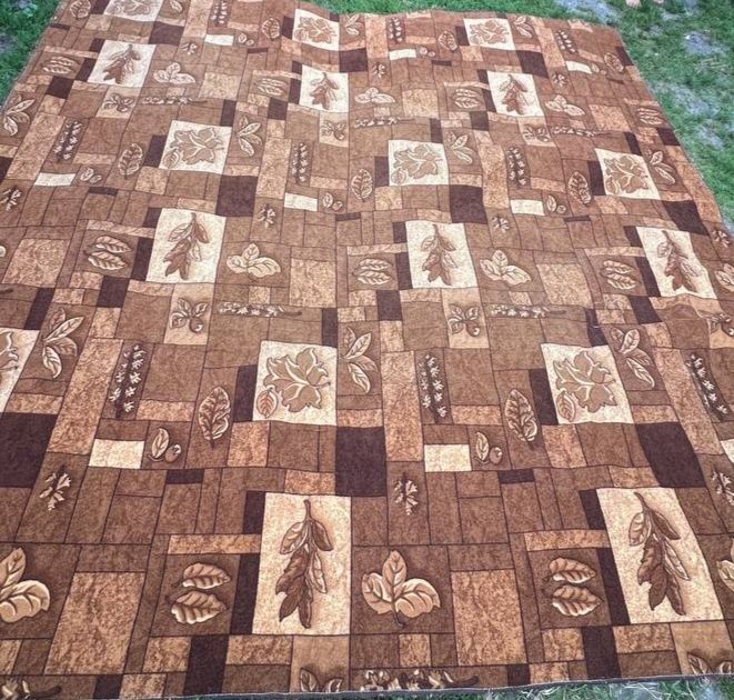 Палас на підлогу