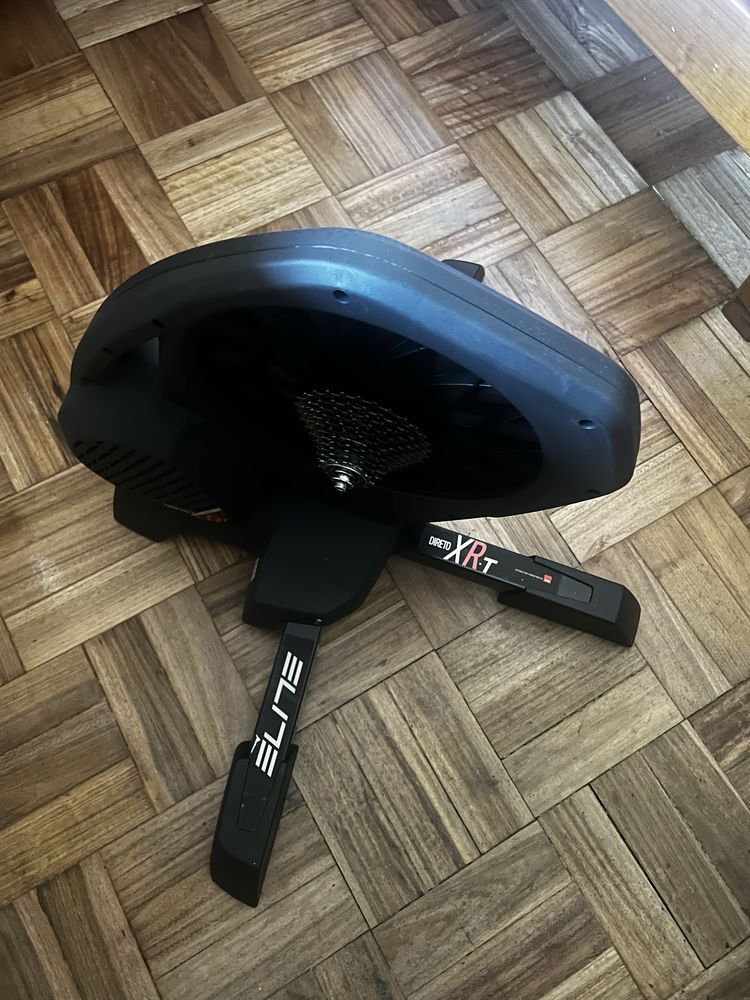 Rolo Elite XR-T + Pen ANT+ + Tapete Elite