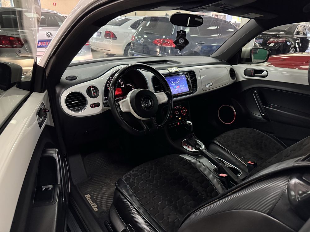 Volkswagen Beetle 2.5МРі 20V 6АКПП 2012 р.в. (170 к.с.)