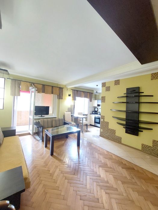 Сдам 1к квартиру на Космонавтов (парк Горького,  7 роддом)