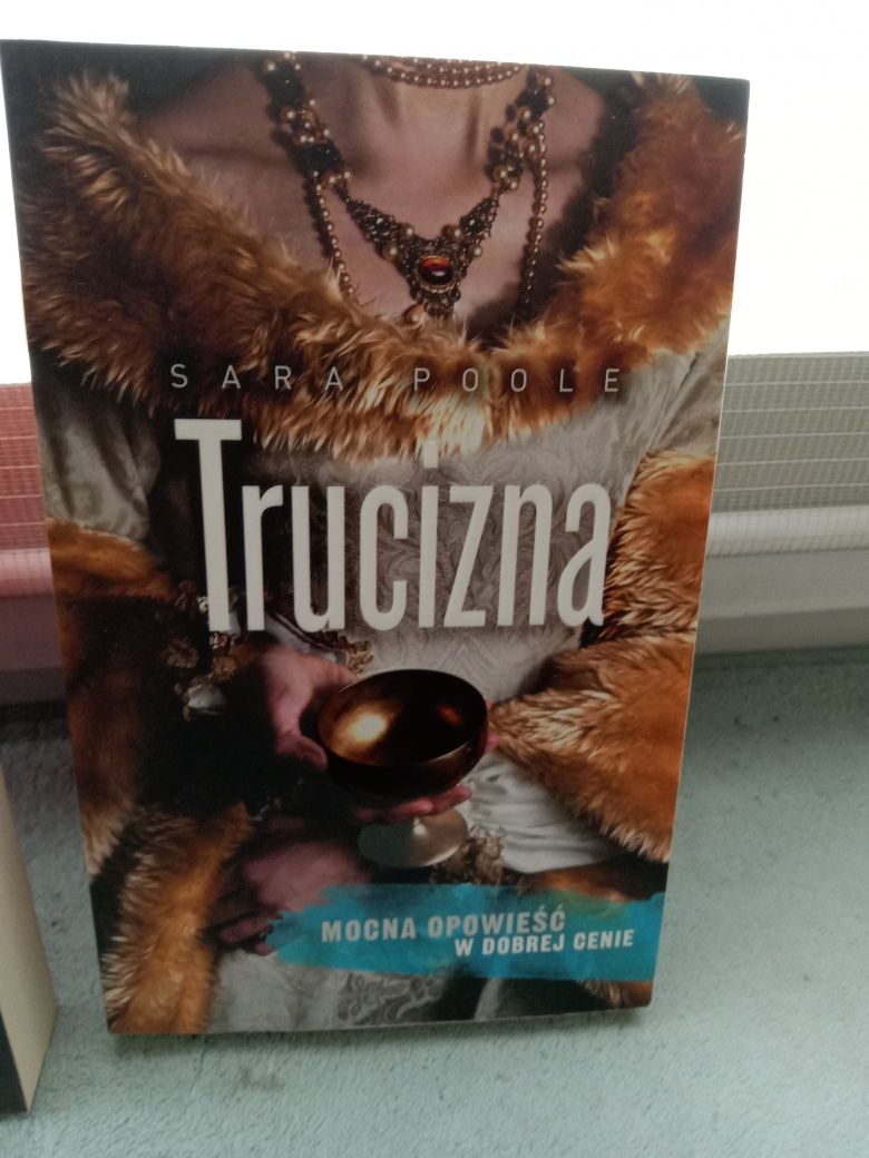 Trucizna , Sara Poole.