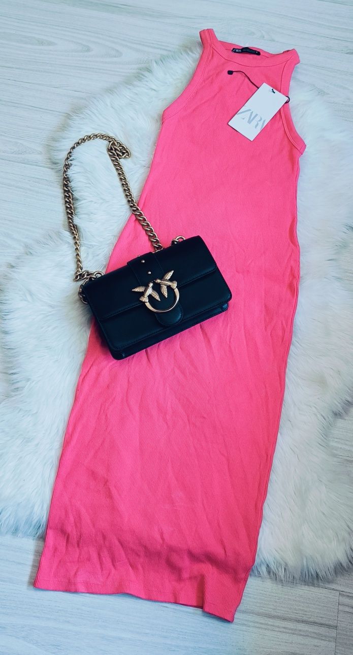 Zara piękna sukienka prążek Basic MIDI różowa