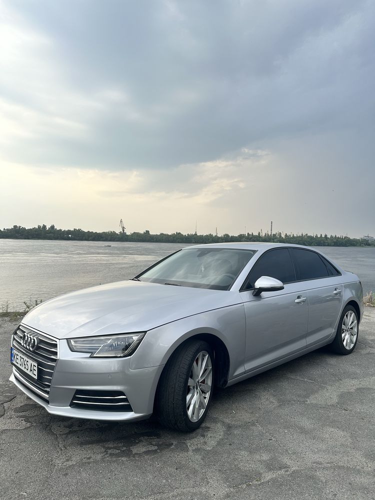 Audi A4 Quattro 2017 b9