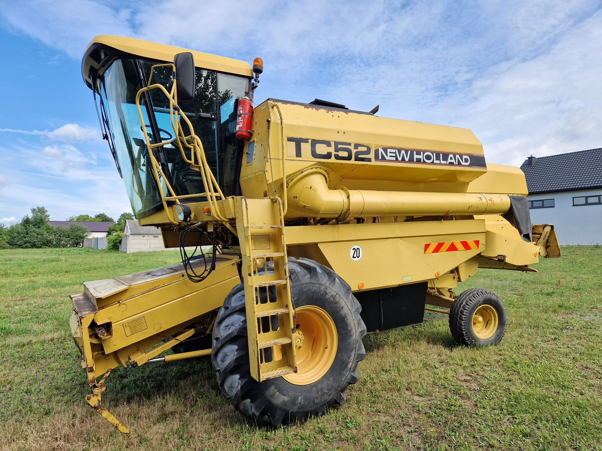Sprzedam Kombajn zbożowy New holland TC 52 nie 54 56