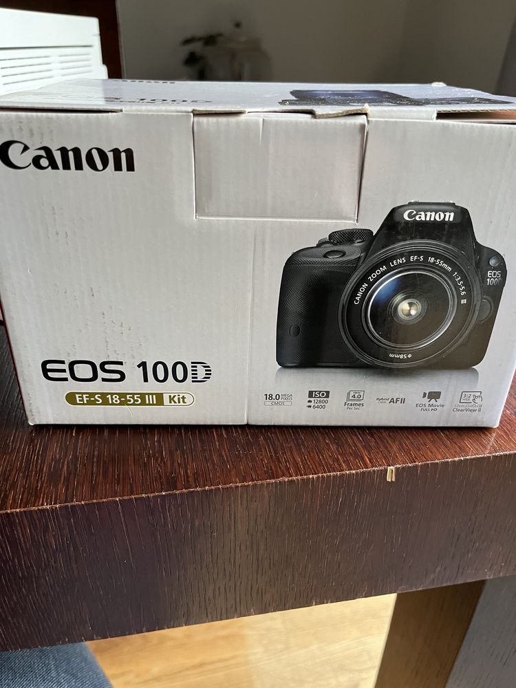 Aparat fotograficzny Canon EOS 100D