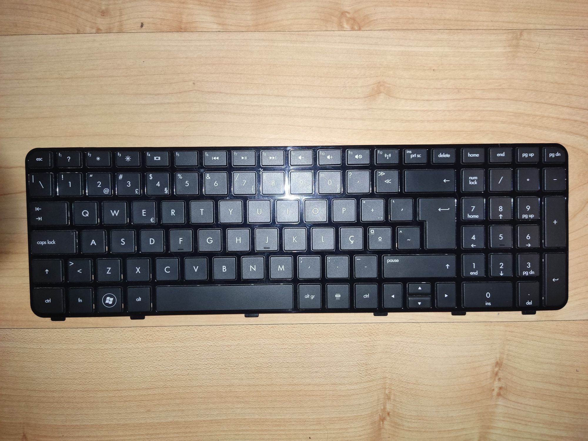 Teclado HP dv6-6xxx AVARIADO para aproveitamento de teclas