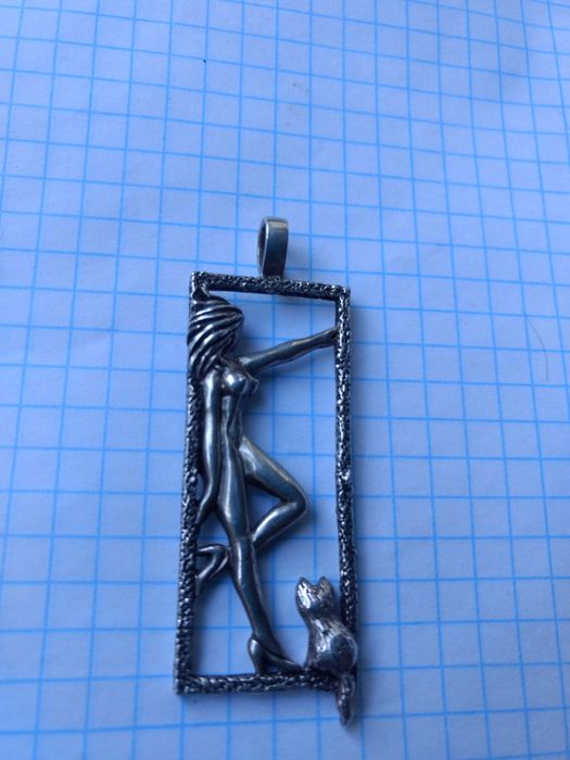 Серебрянные наборы с камнями