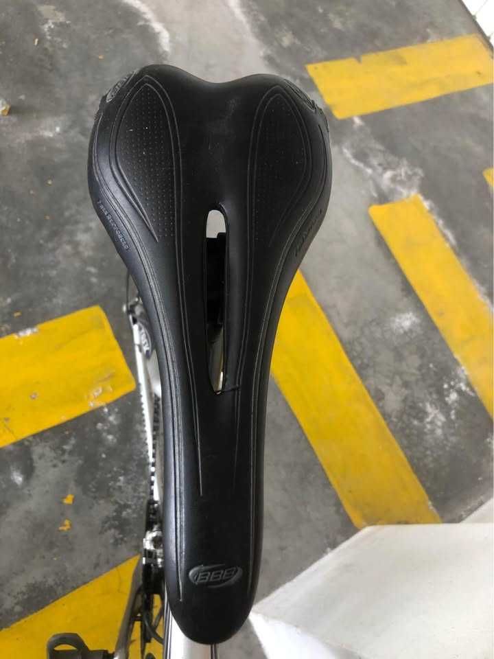 bicicleta de ciclismo Trek carbono