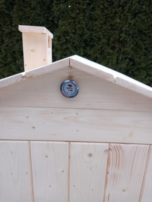 Wędzarnia ogrodowa drewniana 60 x 60 cm