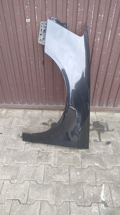 ) Passat B6 błotnik przedni lewy LC9X