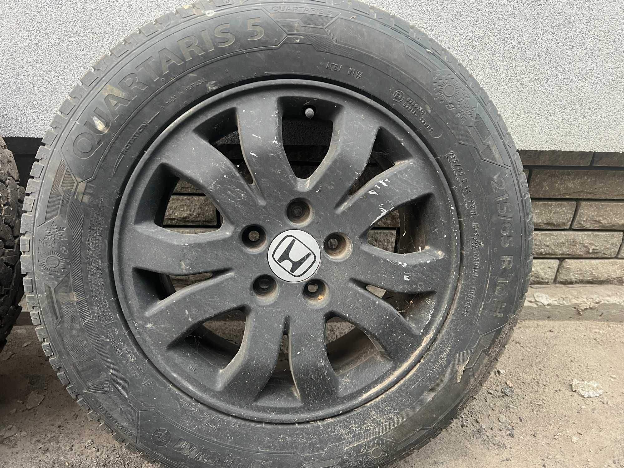 Литі диски з шинами на HONDA CR-V 2 покоління