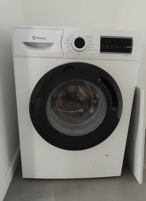 Máquina Lavar Roupa Balay - Como Nova (Pouco Uso)