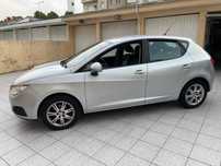 Seat Ibiza de senhora e de garagem. 5 portas. Pouco uso. Estimado.