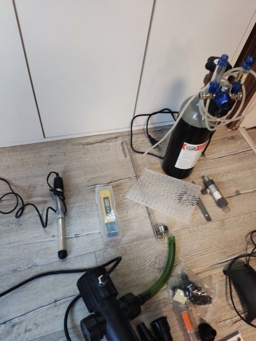 Zestaw co2  z butlą 2l