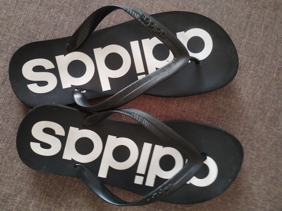 Шльопанці Adidas
