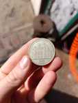 Продам 5 грн 2000 року