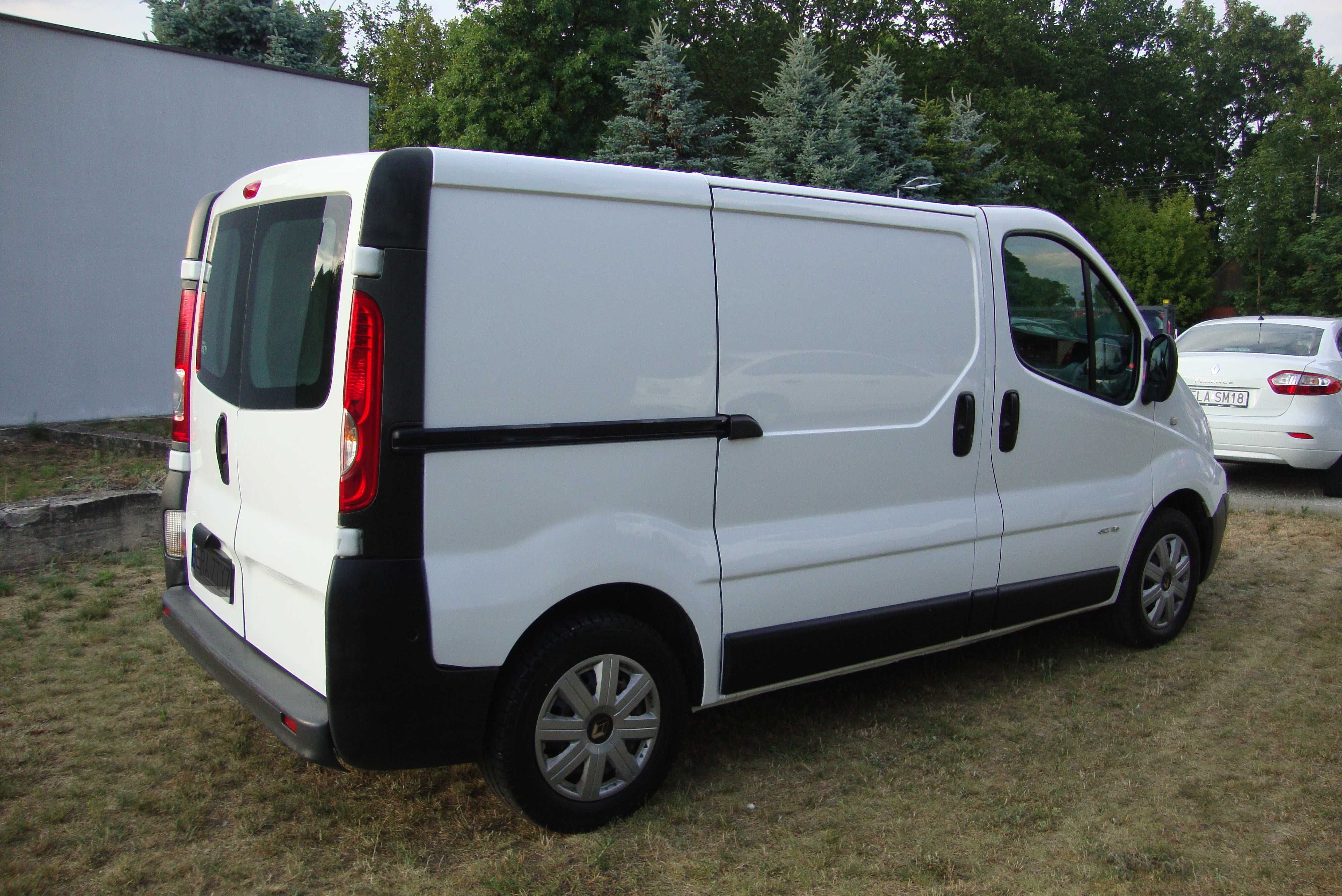 Renault TRAFIC, 3-osobowy, L1H1, SUPER STAN, Możliwa zamiana