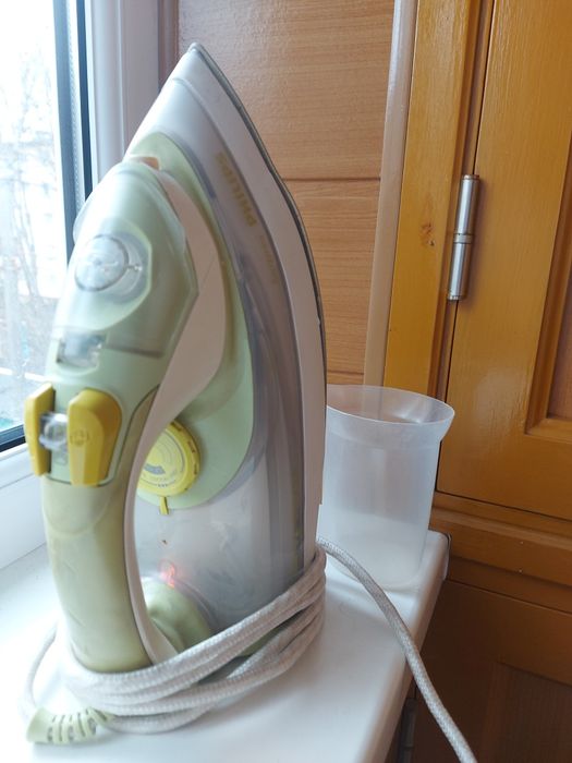 Продам утюг Fhilips 1050(Индонезия)