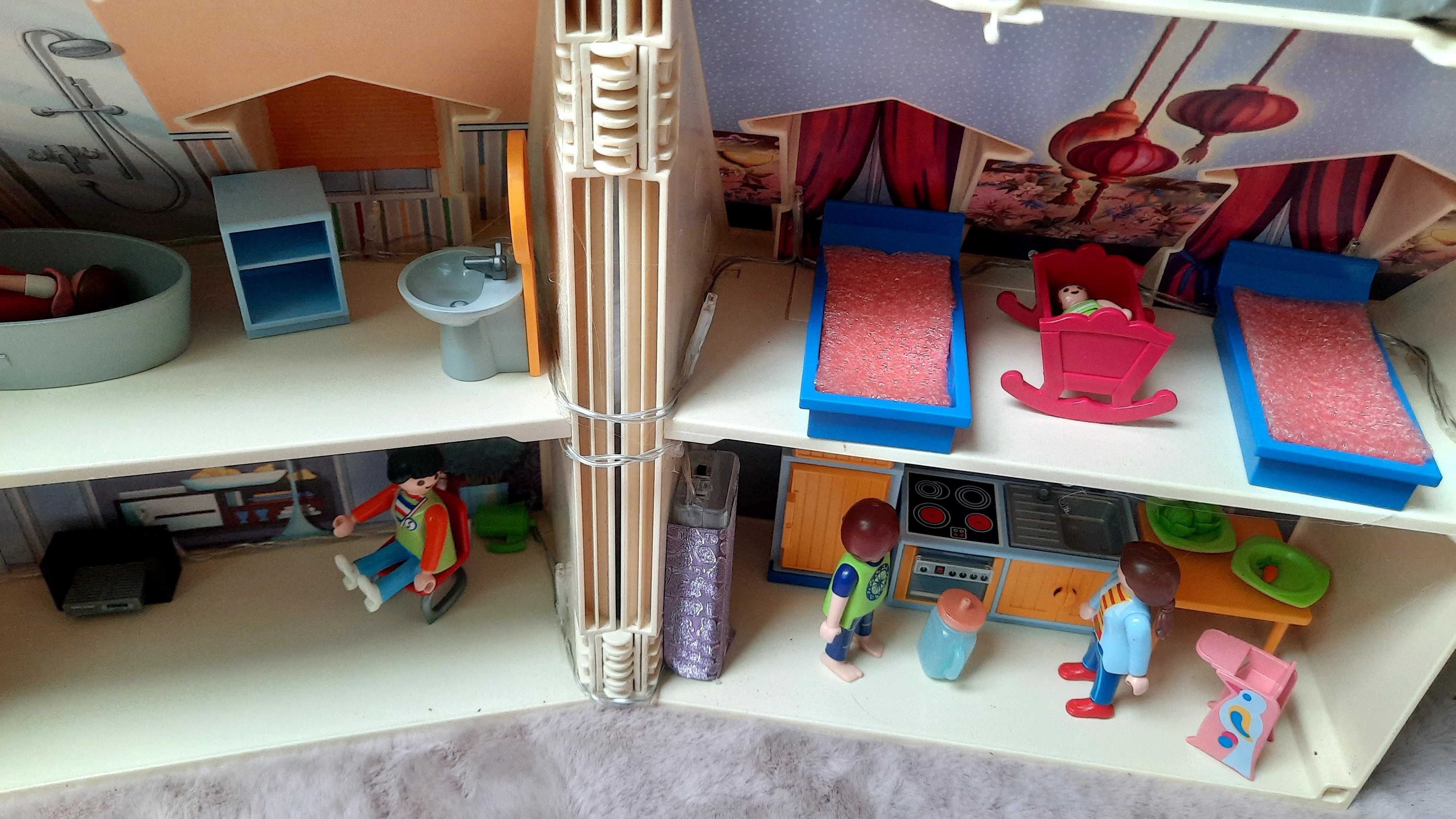 Playmobil domek dla lalek podswietlany