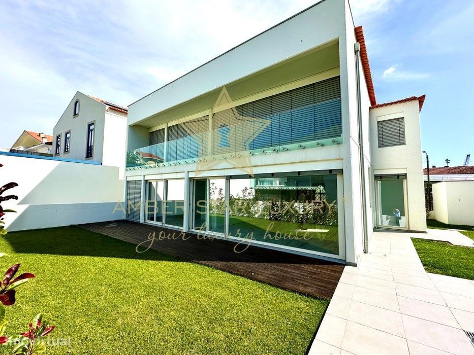 Moradia T3 premium em condomínio fechado em Leça da Palmeira