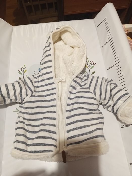 Bluza ocieplana rozmiar 62