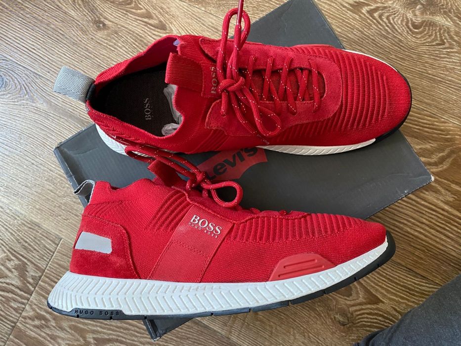 Кроссовки Boss оригінал 45