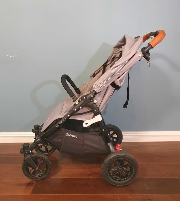 Wózek spacerowy Valco Baby Snap 4 Sport - pompowane koła