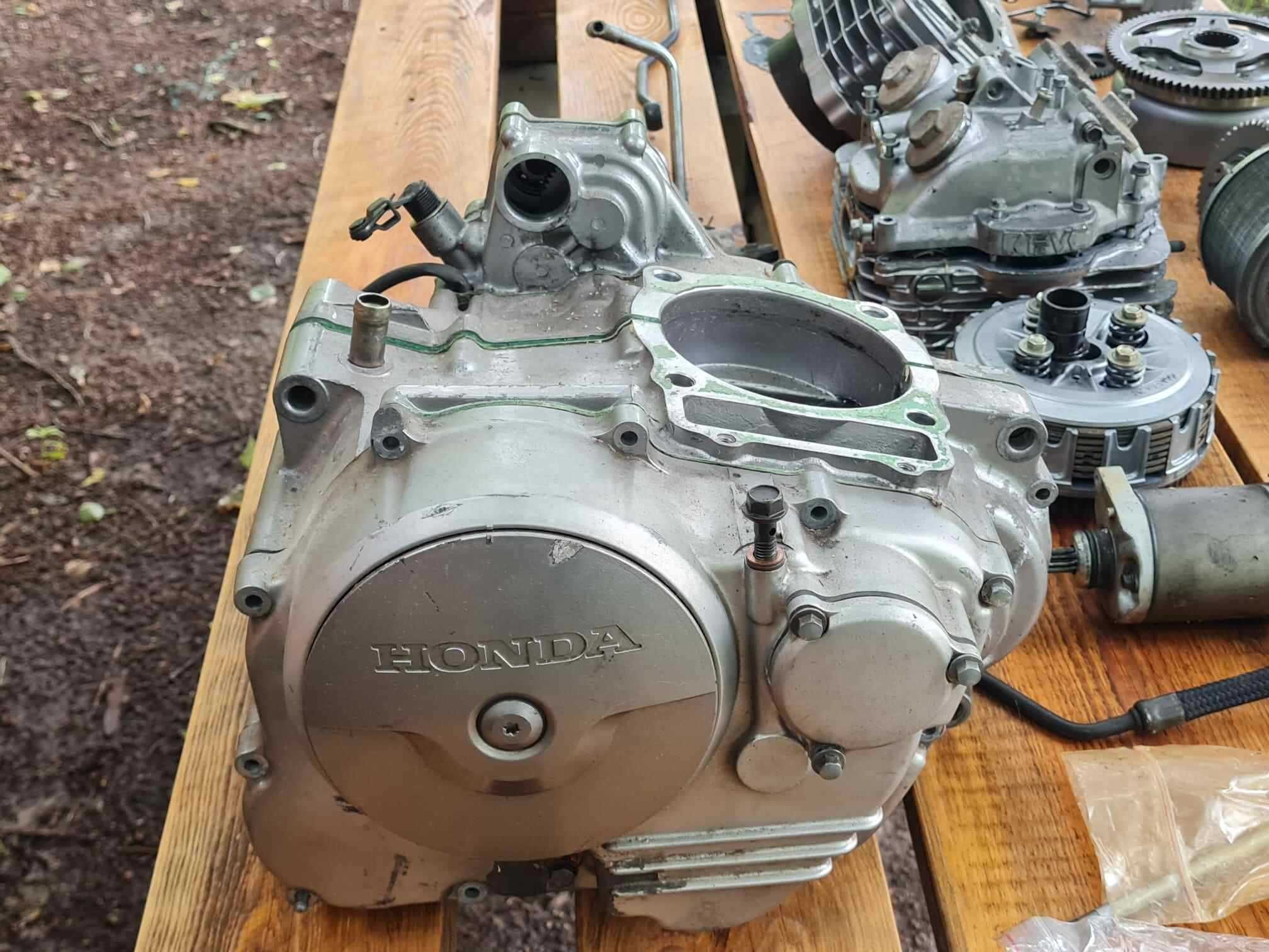 Honda Dominator - silnik na części lub w całości