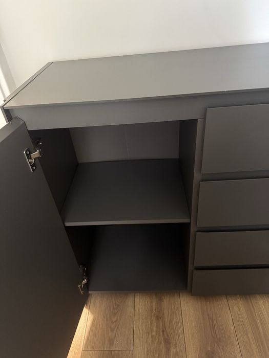 Komoda Black Red White