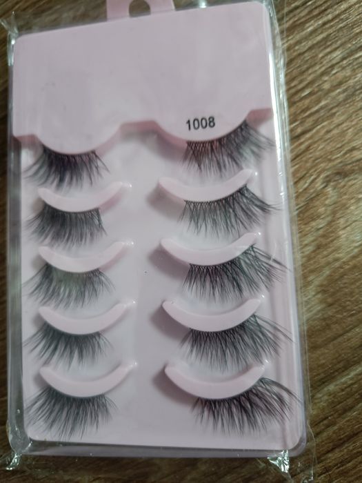 Накладні вії нові