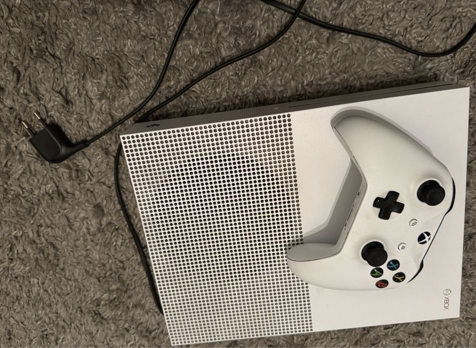Konsola xbox one s bez kontrolera