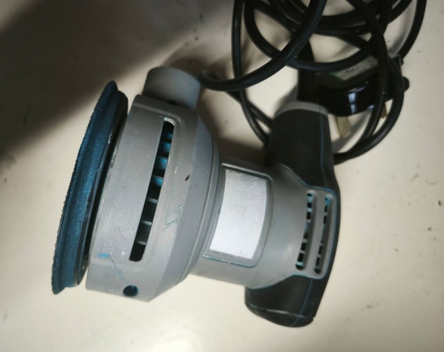 Szlifierka titan mimośrodowa ręczna na rzepy