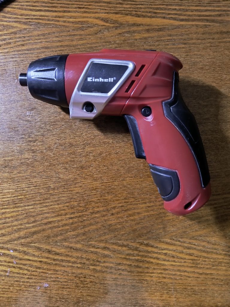 Электроотвертка Einhell