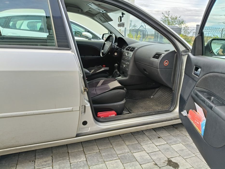 Ford Mondeo MK3 1.8 benzyna + lpg