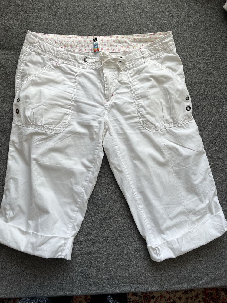 Białe rybaczki podpinane nogawki marki Denim Co rozmiar L