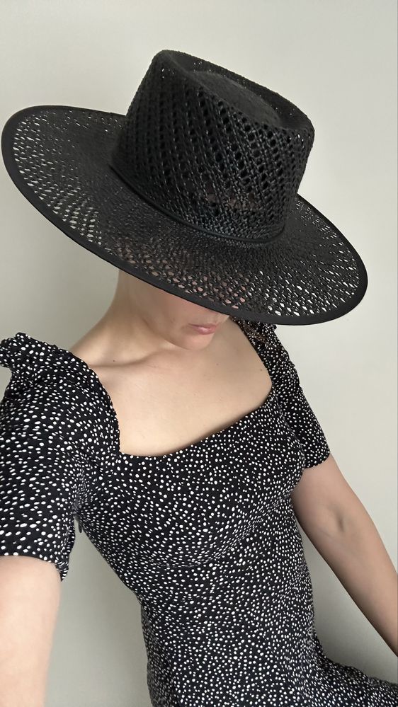 Pleciony kapelusz słomiany Sandro z rafii wikliny fedora canotier hat