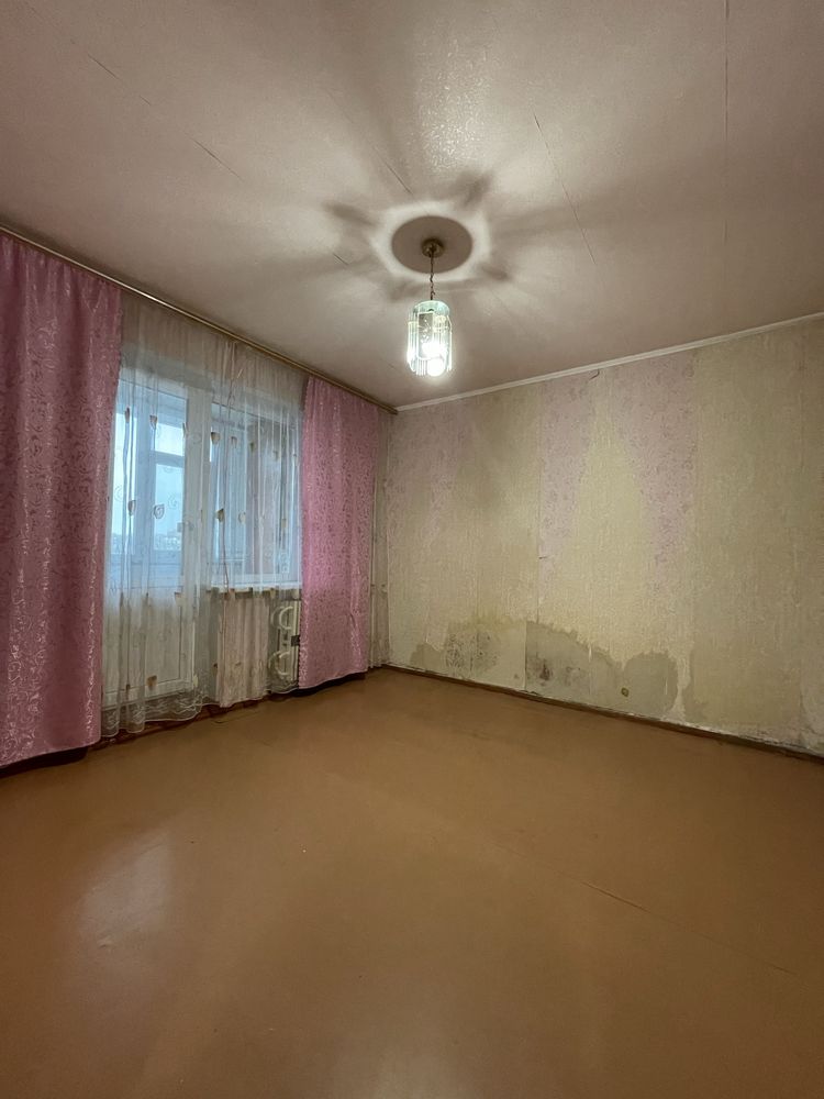 Продажа 3 ком. 11 мкрн. Левый берег