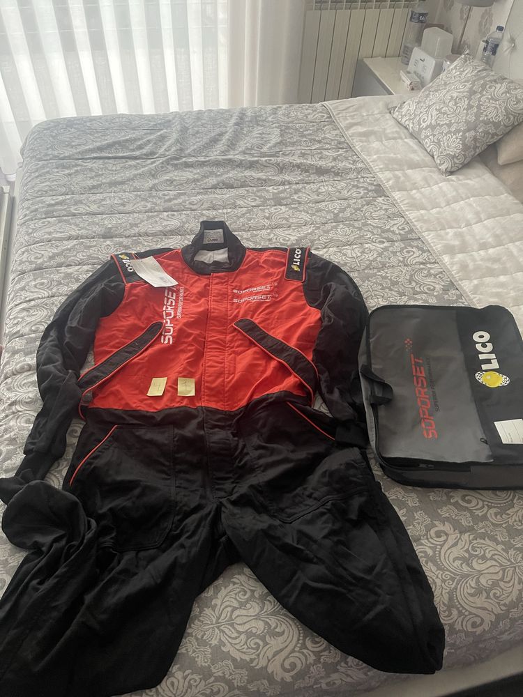 Fato e colete para karting