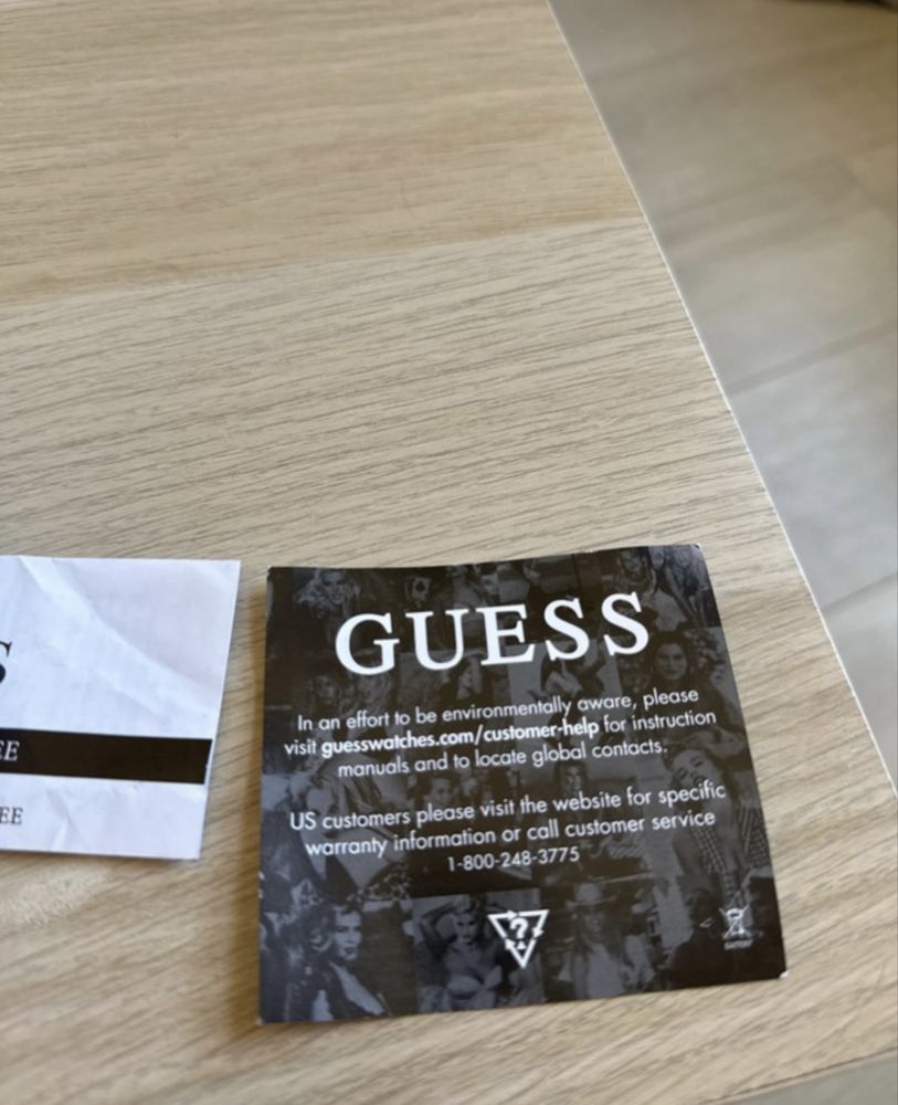 Zegarek analogowy z kryształkami Guess Aura GW0047L2