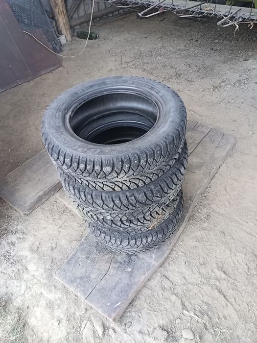 Шини зимові 185/60r14