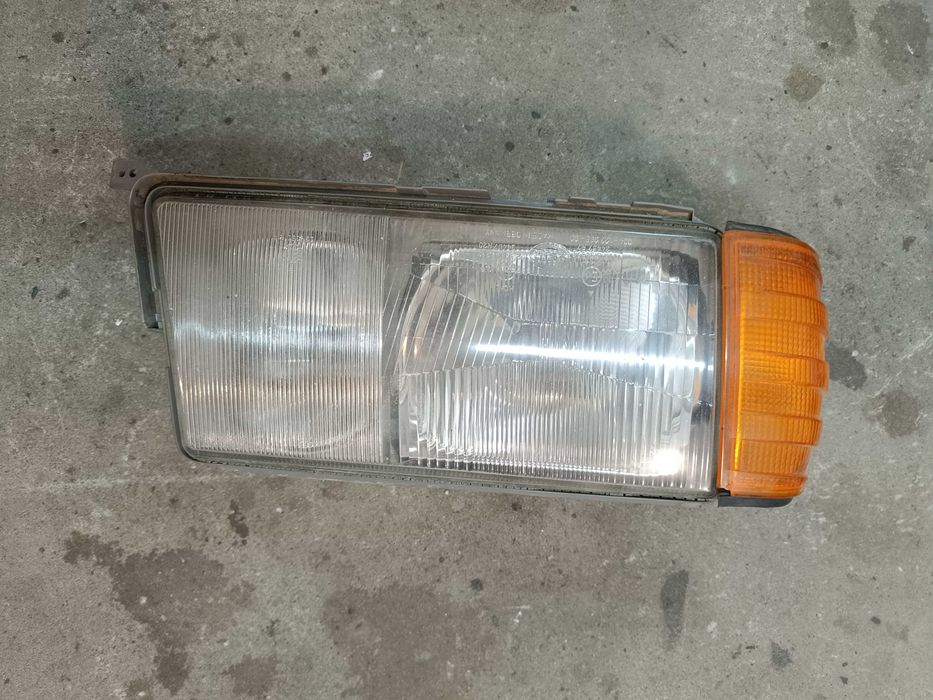 Фара Mercedes 190 w201 передняя правая Мерседес 190E оптика