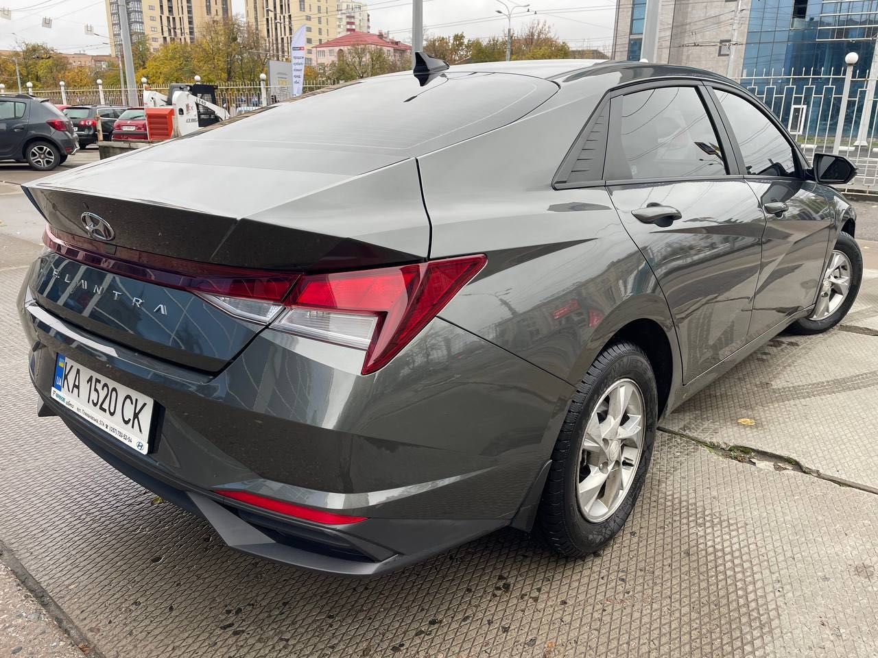 Оренда авто. Прокат Hyundai Elantra + безкоштовні дні оренди