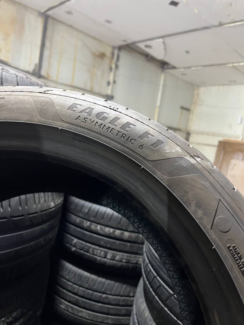 Пара 225/45/17 Goodyear 22 рік