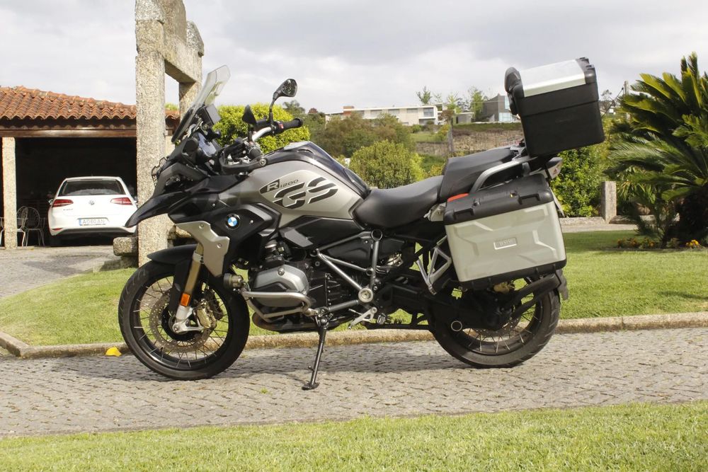 BMW R 1200 GS TRIPLE BLACK